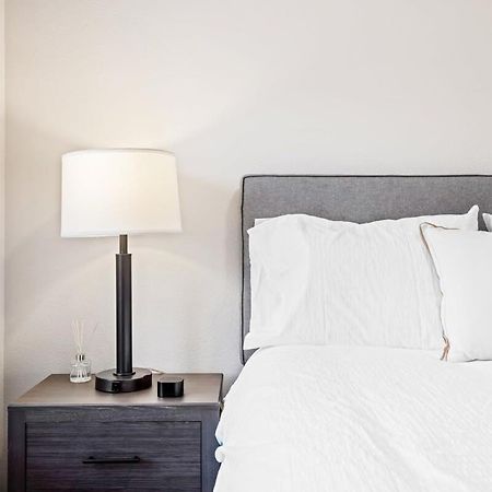 Avenue Hotel Downtown Golden Gold Miners Suite Экстерьер фото