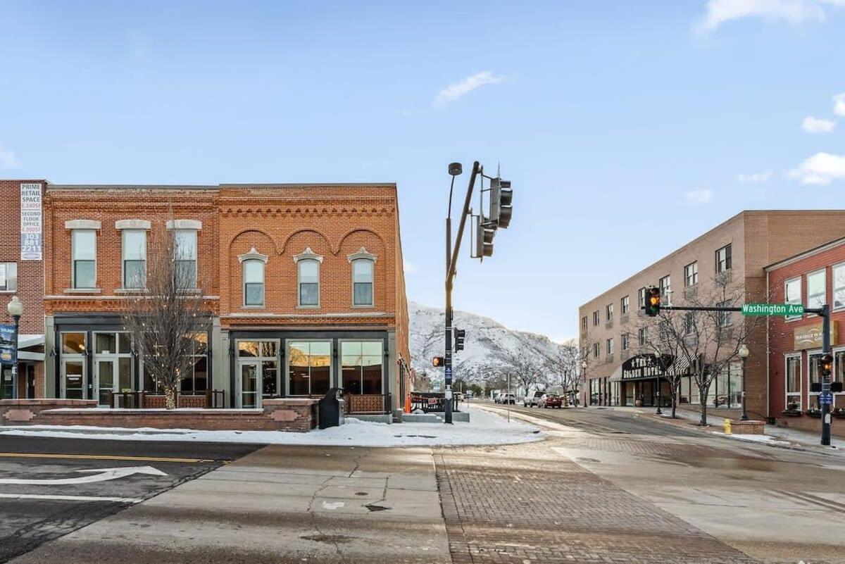 Avenue Hotel Downtown Golden Gold Miners Suite Экстерьер фото